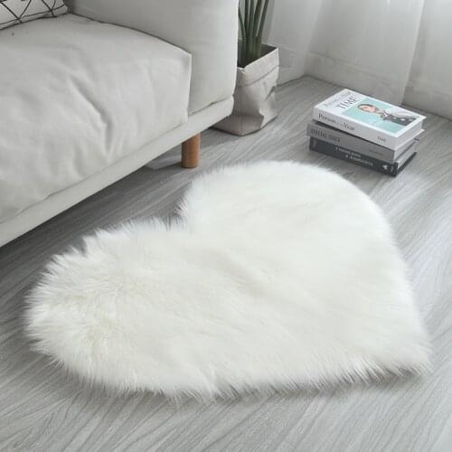 Shaggy Carpet Love Heart Rugs Solid Color Artificial Sheepskin Hairy Mat Wool Faux Fluffy Mats For Living Room Bedroom Decor Pad