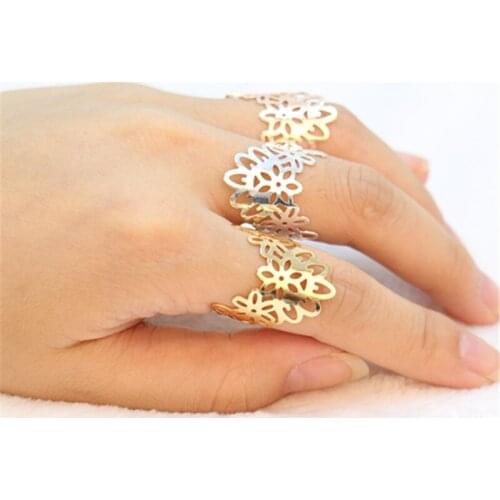 Fashion copper ring die casting decorative pattern flower Flat ring with floral pattern for women