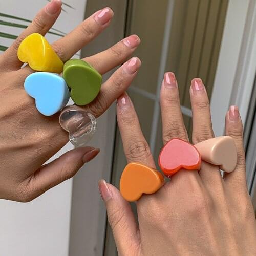 2021 Trendy Simple Resin Womens Ring Macaron Colorful Heart Finger Rings For Women Jewelry Party Gifts