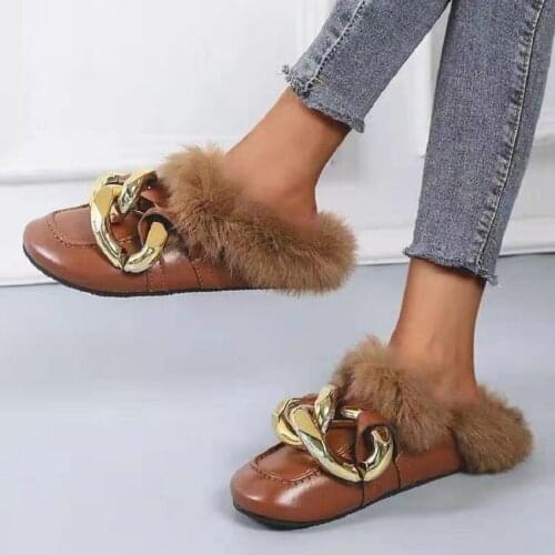 2021 Fall New Slippers Flat-bottomed Baotou Metal Large Chain Plus Size Wool Shoes PU Mules Shoes Plush Slippers Autumn Ladies