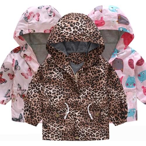 Baby Girls jacket 100%cotton Dot long sleeve hooded batwing coat dust coat jacket childrens wear autumn style Baby wear 1-5yrs