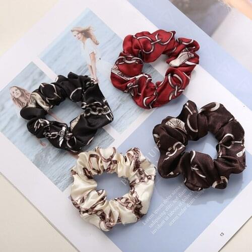 New arrival Fashion women pretty cloth print Hair bands vintage hair Scrunchies girls Hair Tie Accessories Ponytail Holder