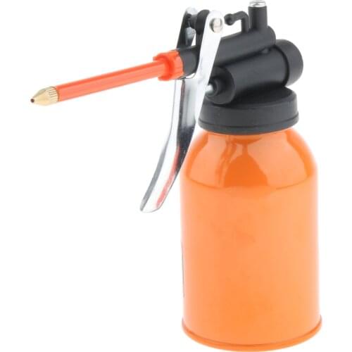 250ml Steel High Pressure Hand Pump Oiler Oil Pot Spray Can For Lubricants, good sealing performance, do not leak