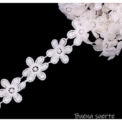 Buena Suerte 2018 New White/Black Daisy Flower Embroidery Lace Ribbon Fabric Sew DIY Handmade Accessories High Quality TM088