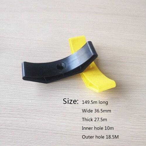 1 Pc Dumbbell Holder Crescent Moon Shape Lightweight Hollow Out Supports Stand Bracket Tray For Rack Fitness Aupply New 2020 New