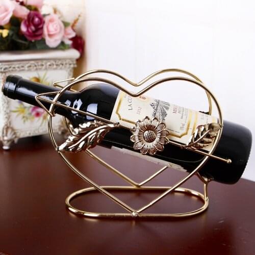 1PC Iron crafts creative heart-shaped wine holder Home Furnishing table ornaments wholesale wine rack JX 1147