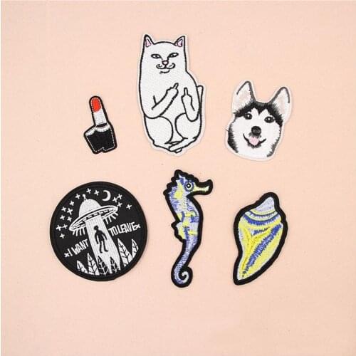 Fabric Embroidered Cat Dog Lipstick Patch Clothes Sticker Bag Sew Iron On Applique DIY Apparel Sewing Clothing Accessories BU124