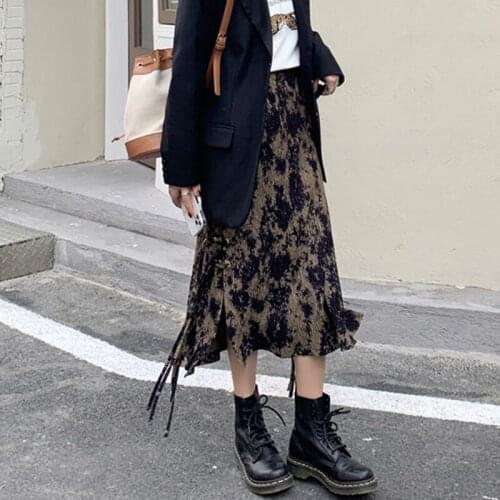 Vintage Tie Dyed Skirt For Womens Autumn And Winter New High Waist Slim Skirt Corduroy Split Strap Skirt