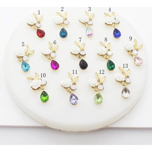 Alloy Rhinestone Flower Brooch Exquisite small Accessories holiday gift box Wedding party Decorations creative Production 10 pcs