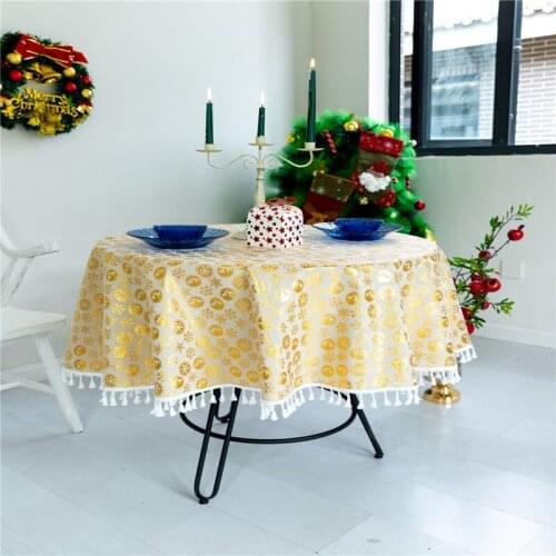 Marchtimee New Year Tablecloths On The Table