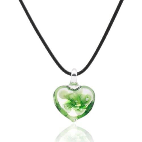 Fashion Heart Shape Art Murano Lampwork Glass Pendant Necklace with Green Flowers Inside for Women Girls Summer Jewelry