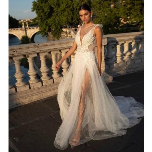 Boho Polka-Dot Wedding Dress A-Line V-Neck Tank Lace Appliques Sequined Backless Tulle Floor Length Sweep Train Bride Gown 2021