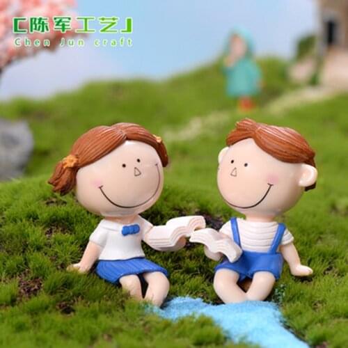 ZOCDOU 3 Pieces Happy Couple Doll Small Statue Little Figurine Crafts Figure Ornament Miniatures
