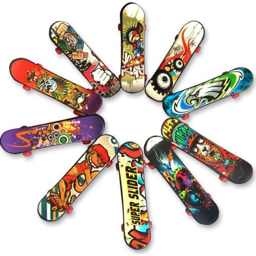 1pcs Random Mini FSB Finger Skateboarding Creative Novelty Gag Toys Cartoon Classic Toy for Kids Gift