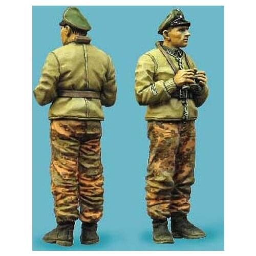 German resin soldier of World War II tank commander 1:35