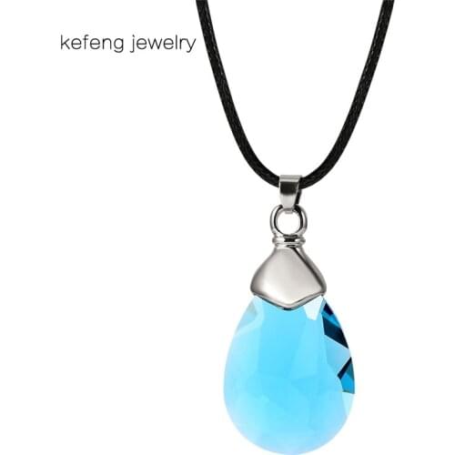 Hot Rope Chain Anime SAO Sword Art Online Metal Necklace Yuis Heart Blue Crystal Pendant Cosplay Accessories Jewelry Wholesale