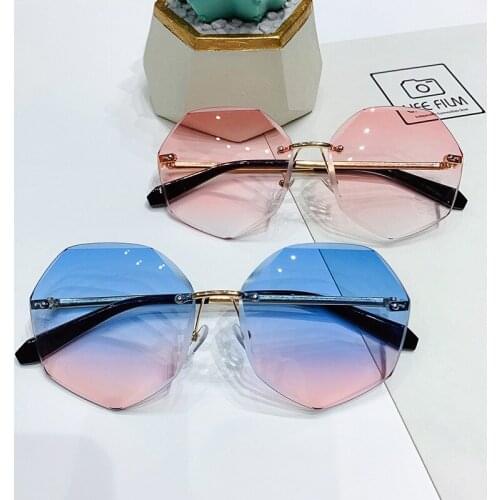 Fashion Women Frameless diamond Sunglasses Fashion Trend All-match Womens Sunglasses Street Trending photography glasses