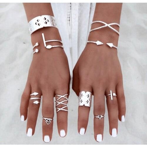 2016 New Antique White 4PCS/Lot Midi Mid knuckle Ring Set Vintage Unique Punk Carved Totem Lucky Rings Women Hot Bohemian