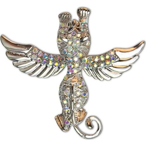 2020 New Arrivals Men Brooch Flying Tiger Brooches for suit Classic Rhinestone animal white brooch for men lapel pins X1634