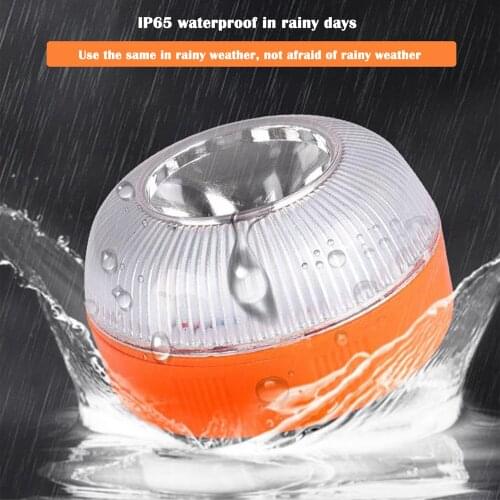 V16 Car Warning Lamp Barricade lights Waterproof USB Charging LED Caution Light Emergency Light Vehicles Trucks 2021 New Fashion