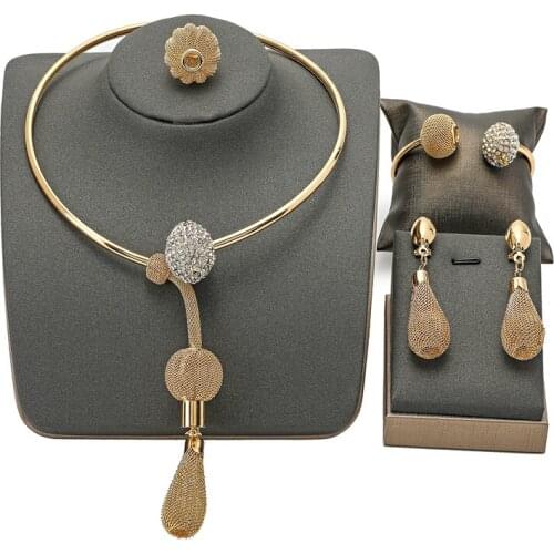 Fani 2021 nigerian women wedding necklace set fashion african woman Costume Bridal Jewelry set Wholesale Dubai gold jewelry set