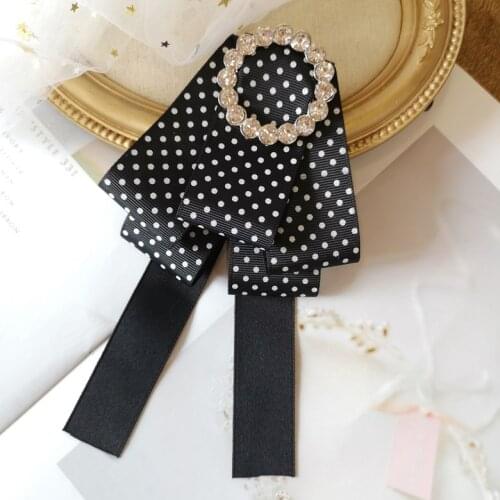Korean Ribbon Dot Bow Tie Brooch Round Rhinestone Shirt Collar Pin Neckline for Women Fashion Uniform Bowtie Casual Accessories