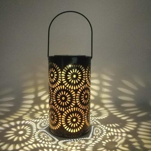 Retro LED Garden Decoration Solar Lantern Lamp Hollow Wrought Iron Projection Garden Art Light Outdoor Decor for Courtyard Patio