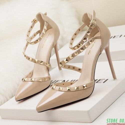 MeBorns Pumps