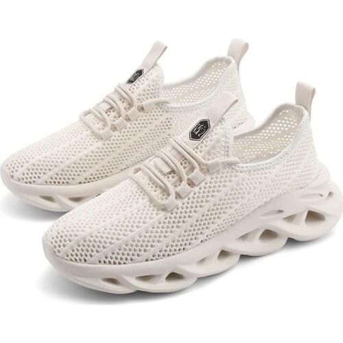 Breathable Thick Bottom Blade Fashion Casual Shoes New Men Shoes Lace Up Shoes Men Shoe High Quality Comfortable Tenis Masculino