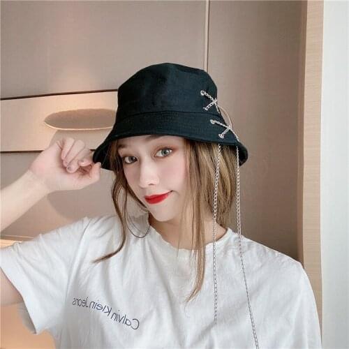 Mens Punk Chain Fisherman Cap Solid Color Kpop Sunshade Bucket Hat Women Designer Spring Summer Panama Cotton Hip Hop Streetwear