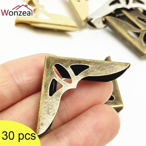 30Pcs Bronze/Silver/Golden Antique Metal Book Scrapbooking Albums Menus Folders Photo Corner Protectors 31x42mm