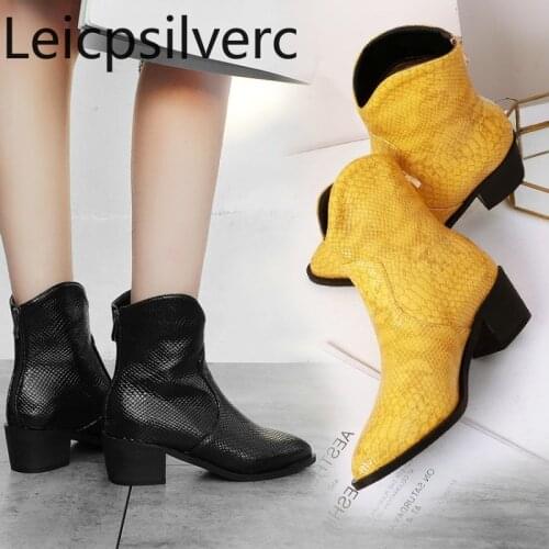 Autumn And Winter Crocodile pattern yellow Short boots Pointed Thick heel Womens boots Martin boots plus size 34-43 high 5cm
