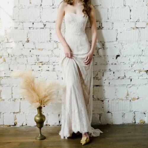 Champagne Sheath Off-Shoulder Sleeveless Lace Wedding Dresses Sexy Sweetheart Backless Boho Wedding Dress Vestido de Noiva