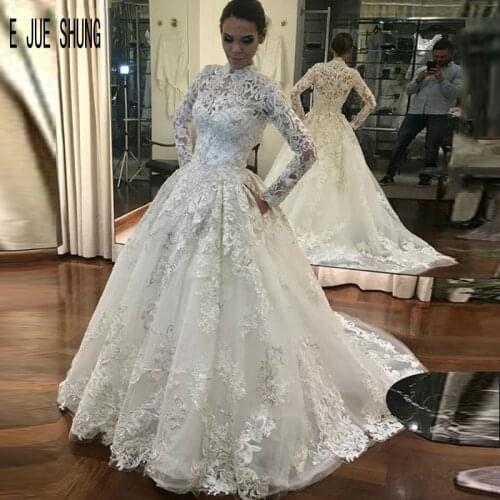 E JUE SHUNG Vintage Wedding Dresses High Neck Long Sleeves Button Back Lace Appliques Muslim Bridal Gowns Robe De Mariage