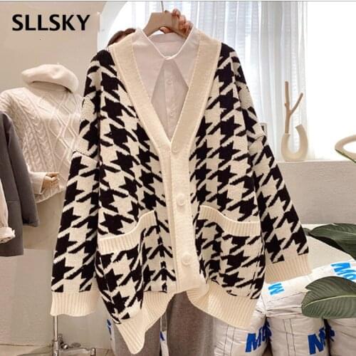 SLLSKY Fashion Plaid Sweater Women Houndstooth Oversized Cardigans 2021 Autumn Winter New Loose V-Neck Knitted Ladies Sweater