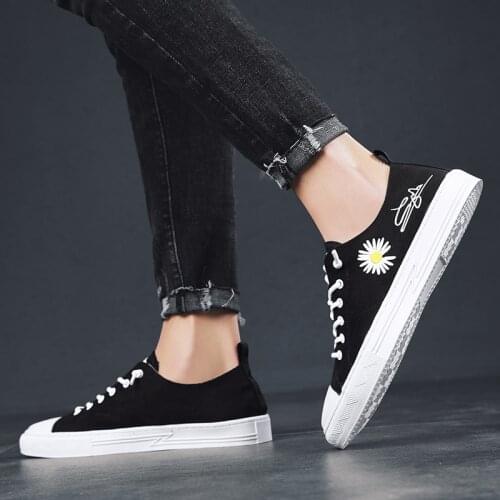 Mens Black Casual Shoes Men Flat Canvas Shoe Male Shoes Sneakers Casual Summer Mens Mens Breathable Fashion Slip On New