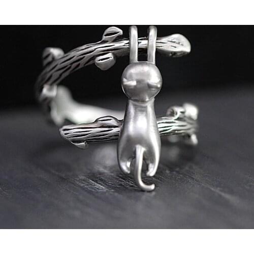 Creative Cat Climbing Up Branches Tree Ring Women Gift Cute Little Kitten Opening Finger Rings Silver Color Adjustable Jewelry