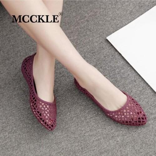 Summer Women Hollow Out Jelly Sandals Breath Flat Loafers Ladies Flower Cover Heels Ladies Casual Shoes Mother Comfort Footwear