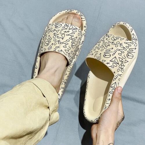 Shoes Slippers Mens Slippers Summer New Antiskid Slippers Womens Fashion Red Slippers Outdoor Chanclas Hombre