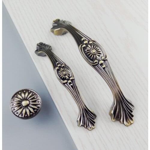 European Zinc Alloy Bronze Furniture Handles Kitchen Cabinets Pull Door Knob Drawer Wardrobe Cupboard Dresser Wine Cooler Handle