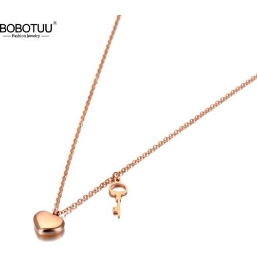 BOBOTUU Trendy Goth Stainless Steel Heart & Key Charm Pendant Necklaces Rose Gold Chain Link Choker Necklace For Women BN20058