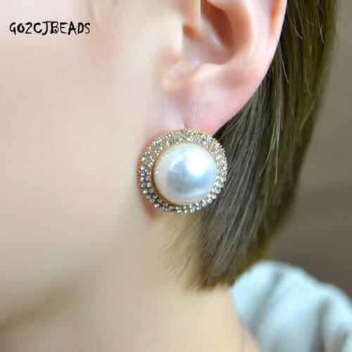 GO2CJBEADS Stud Earrings