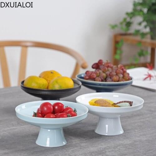 Chinese retro ceramic high-foot refreshment plate Household afternoon tea snack fruit plate snack nut plate Home Decoration