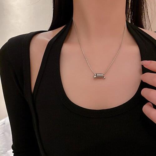 Retro Simplicity Temperament Geometric Pendant Personality Trendy Clavicle Chain Metal Necklace Female Necklace Popular Jewelr