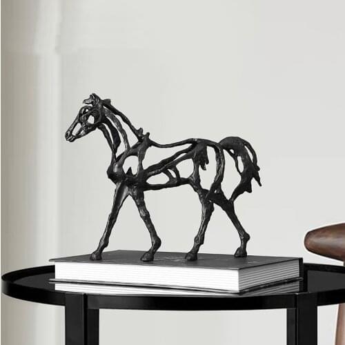 Small Ornaments Hollow Horse Creative Metal Ornaments Living Room TV Cabinet Crafts Desktop Lounge Office Decoration