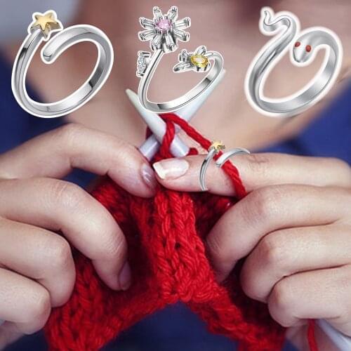 1Pc Adjustable Knitting Loop Crochet Loop Knitting Ring Tool Peacock Fish Phoenix Finger Wear Thimble Yarn Open Fingering Sewing