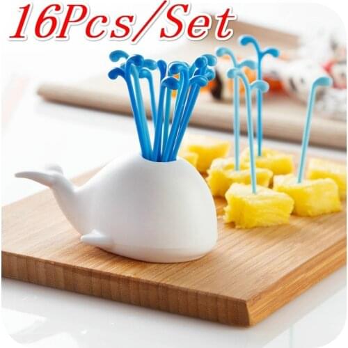 16PCS/Set Gadget Cute Whale Water Spray Fruit Fork Animal Whale Fruit Sign Kitchen Tools Kitchen Accessories Fruit Decoration