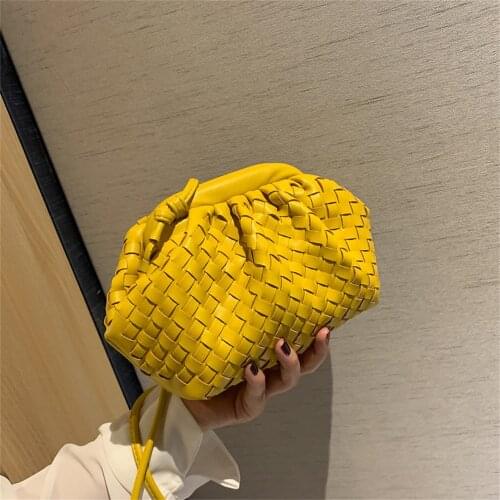 Women Simple Dumplings Handbag Designer Retro Fashion Cloud Female Crossbody Shoulder Bag Tide Messenger Bag Clutch Bag