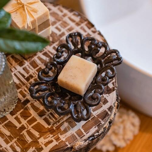 Vintage Rectangle Cast Iron Soap Holder With Hollow Flower Pattern Farm House Accents Handmade Home Garden Tabletop Decor Dish