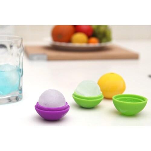 2pcs Football Bingge Whiskey Ice Mold Food Grade Silicone Mold For Whiskey Scotch Bourbon Soda Random Color